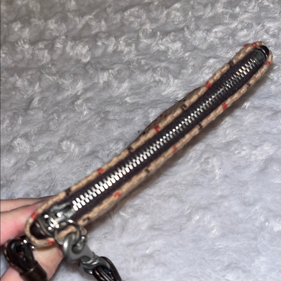 Coach RARE! VTG Wool Plaid Tan Wristlet - Picture 7 of 9